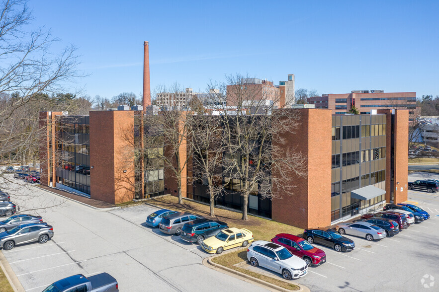 7600 Osler Dr, Towson, MD for sale - Building Photo - Image 1 of 10