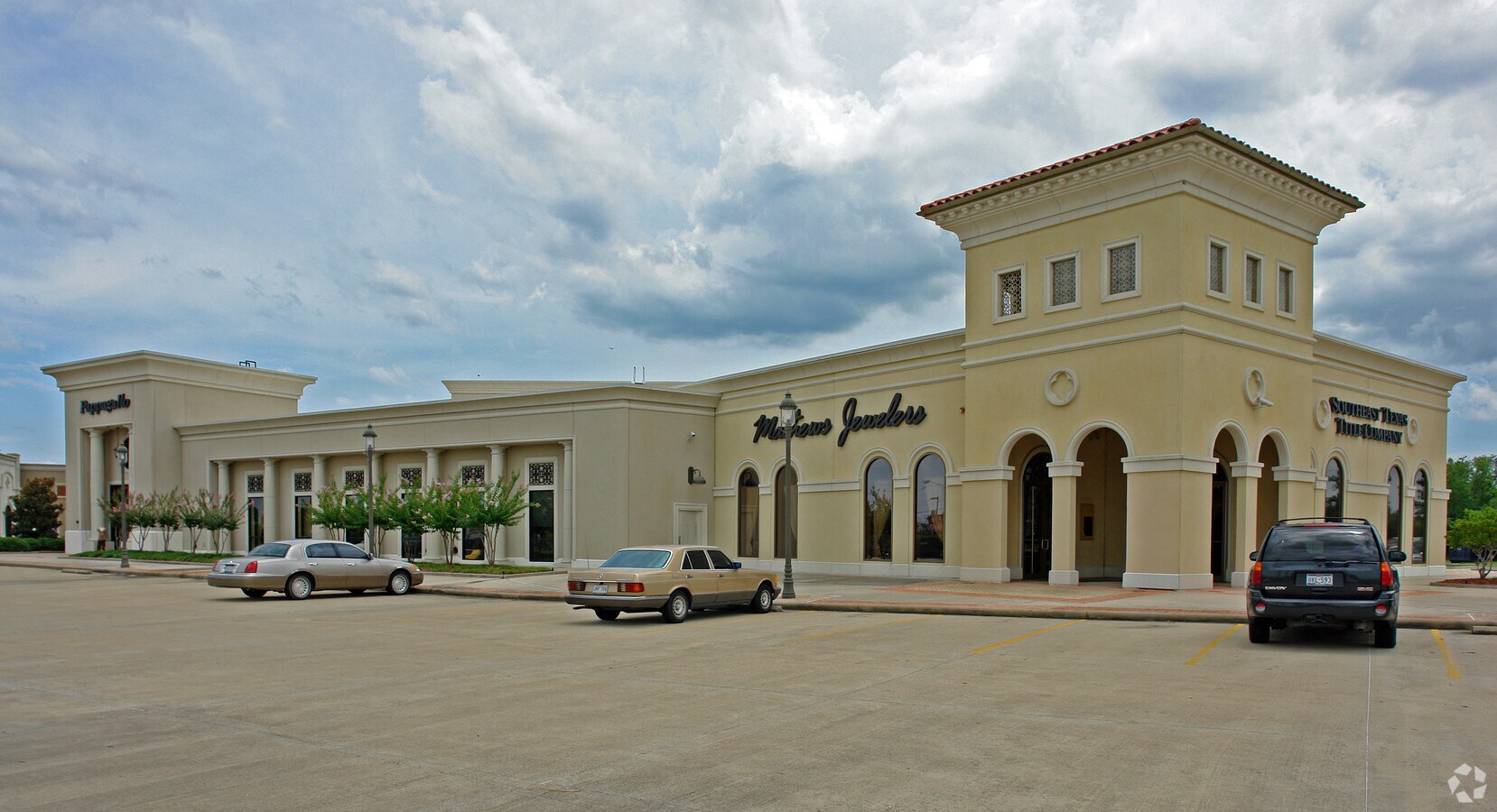 3350 Dowlen Rd, Beaumont, TX 77706