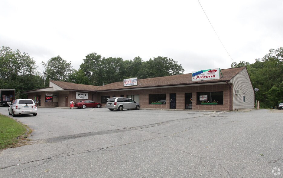435 Salem Tpke, Bozrah, CT for sale - Primary Photo - Image 1 of 1