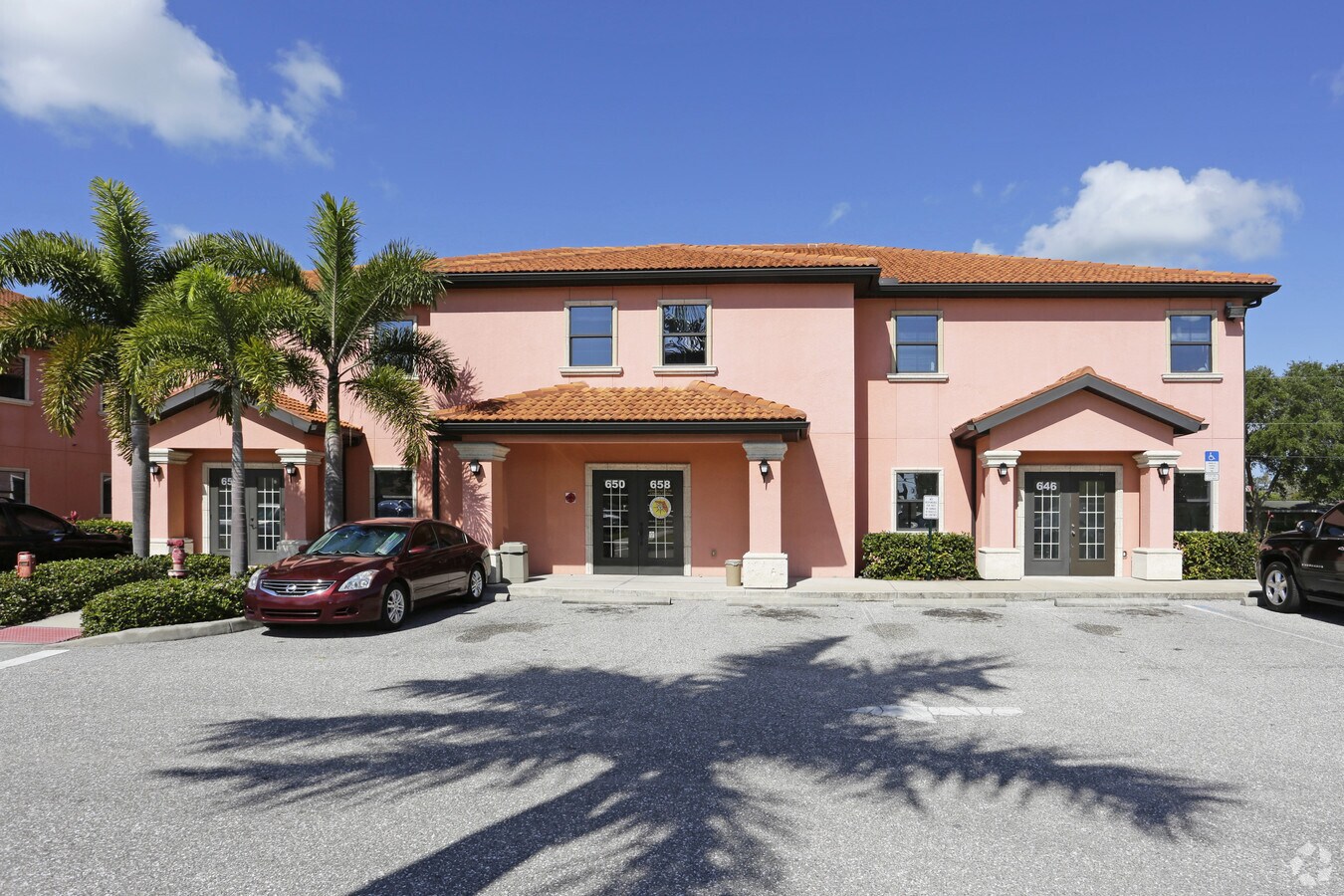 646658 S Tamiami Trl, Osprey, FL 34229