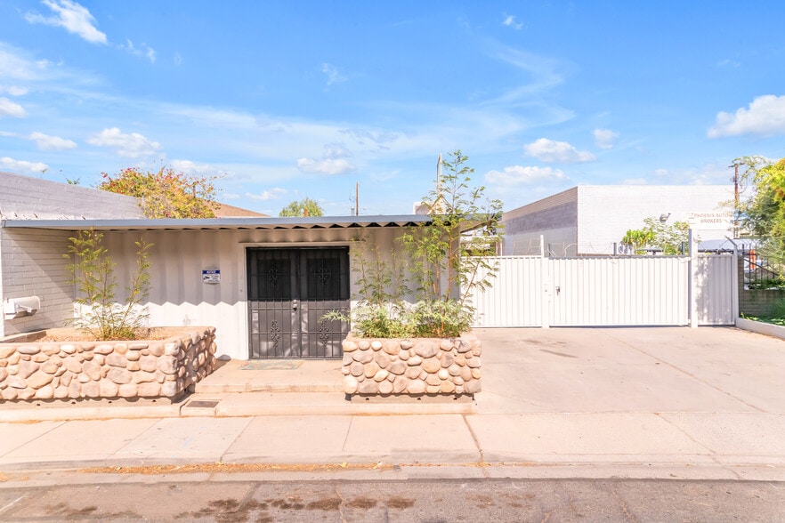 448 S Robson St, Mesa, AZ for lease - Building Photo - Image 1 of 29