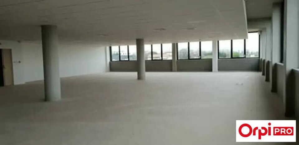 Office in Valence for lease Building Photo- Image 1 of 6