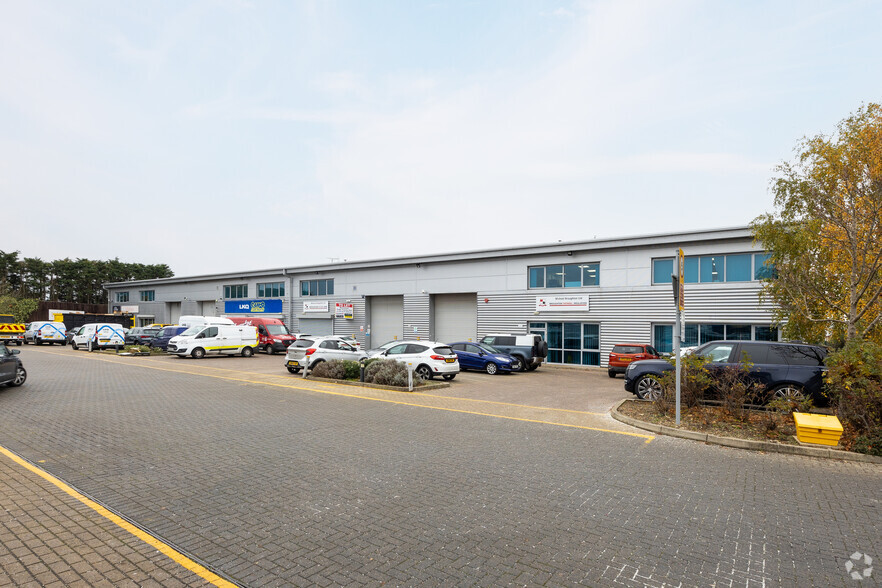 Ashton Rd, Romford for lease - Building Photo - Image 2 of 2