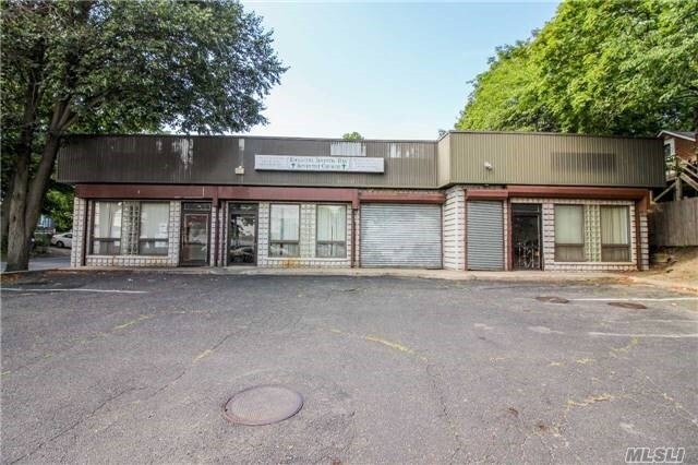 207 Broadway, Huntington Station, NY for sale Building Photo- Image 1 of 1