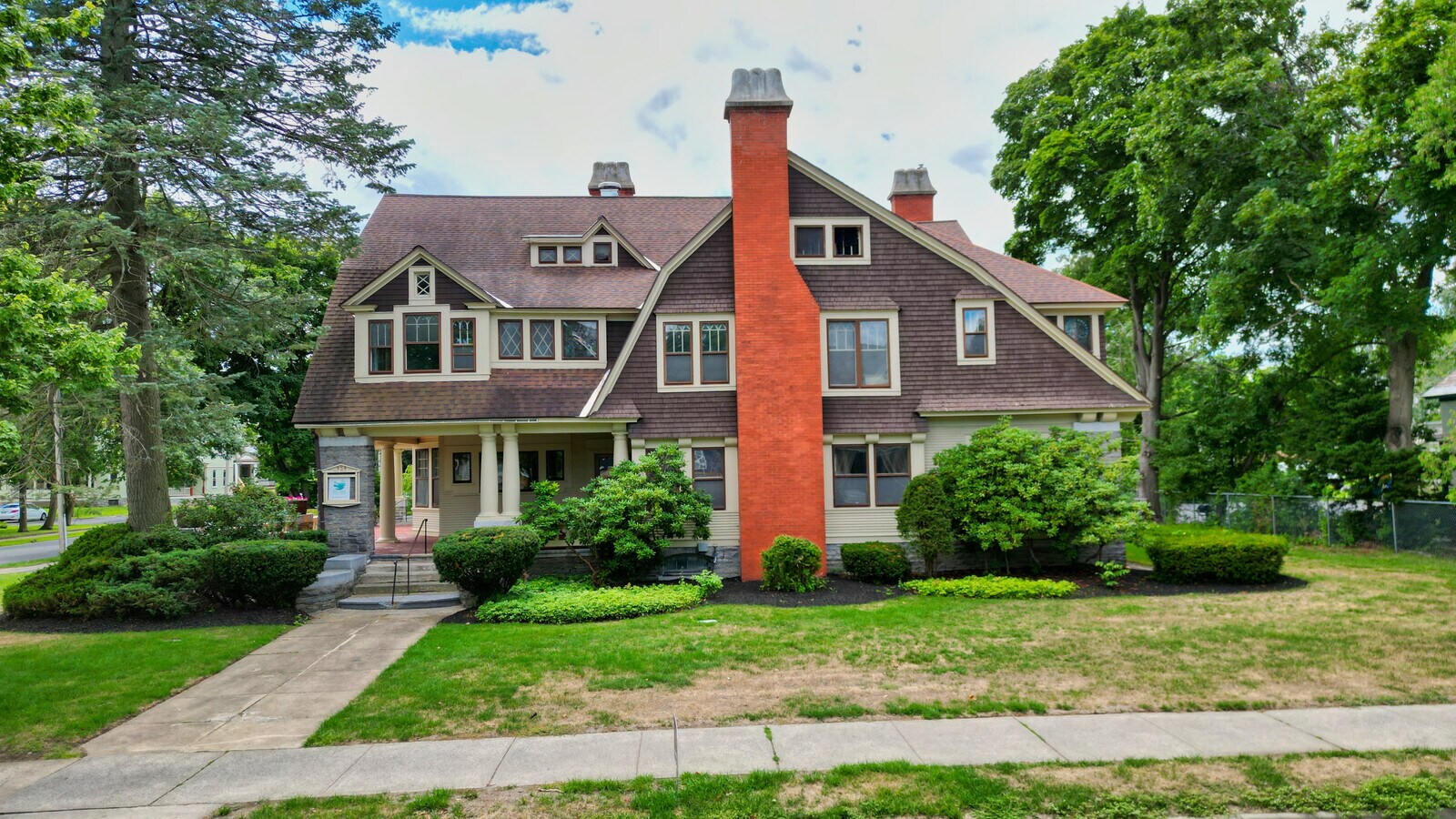 454 Glen St, Glens Falls, NY 12801