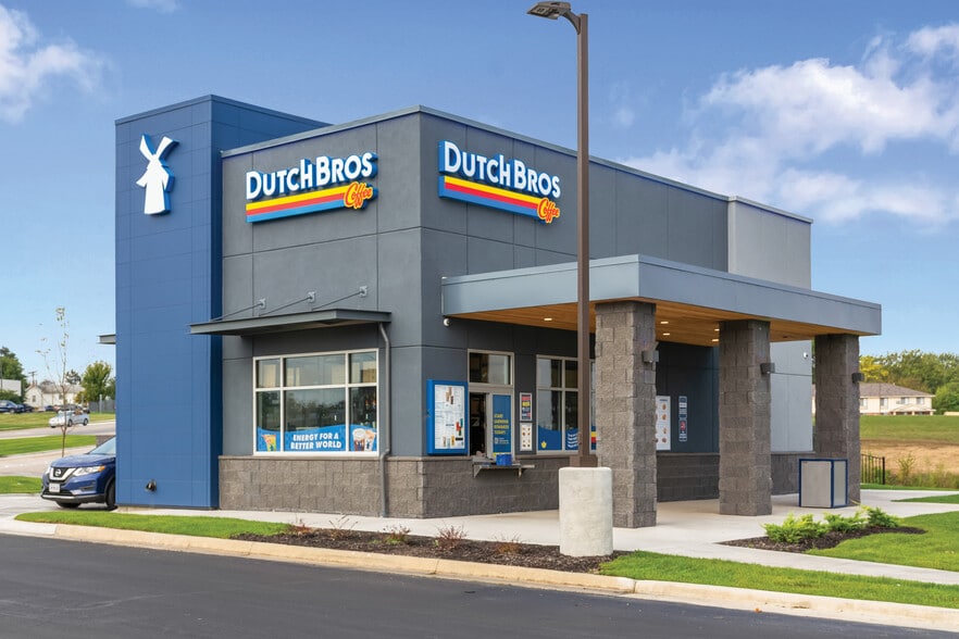 325 E Russell Ave, Warrensburg, MO for sale - Building Photo - Image 1 of 6