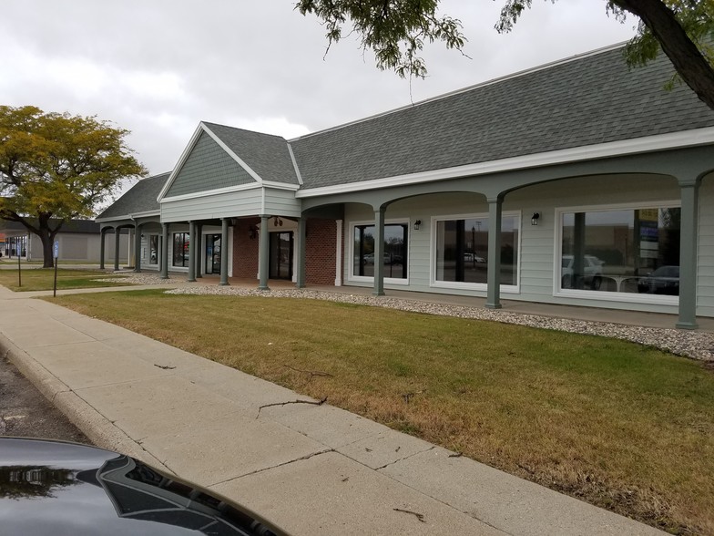 1650 Madison Ave, Mankato, MN for lease - Building Photo - Image 1 of 27