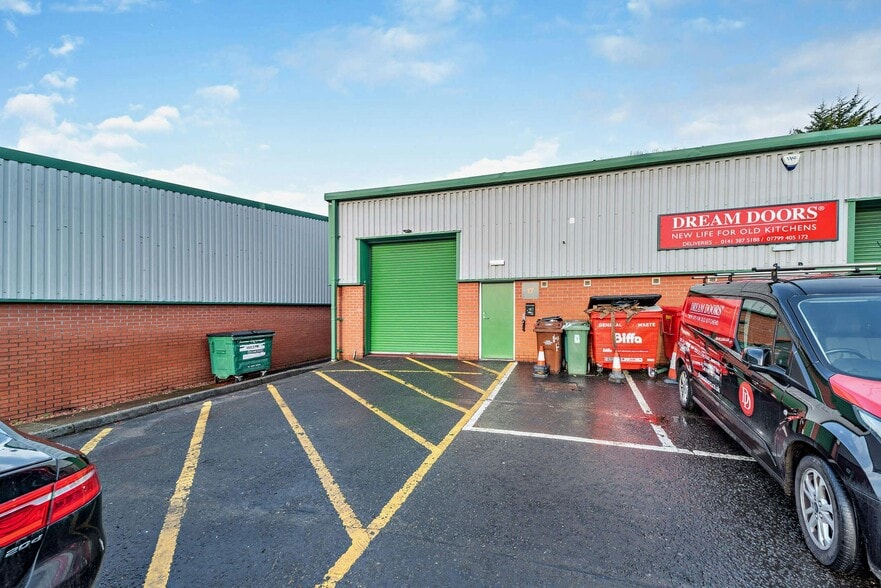 238-242 Netherton Rd, Glasgow for lease - Building Photo - Image 1 of 27