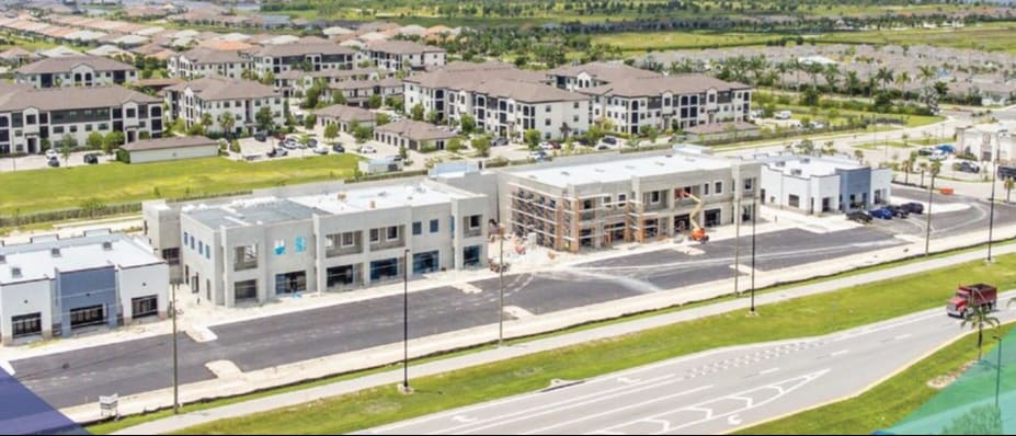 11850-11880 Cheeca Ct, Fort Myers, FL for lease - Building Photo - Image 1 of 3