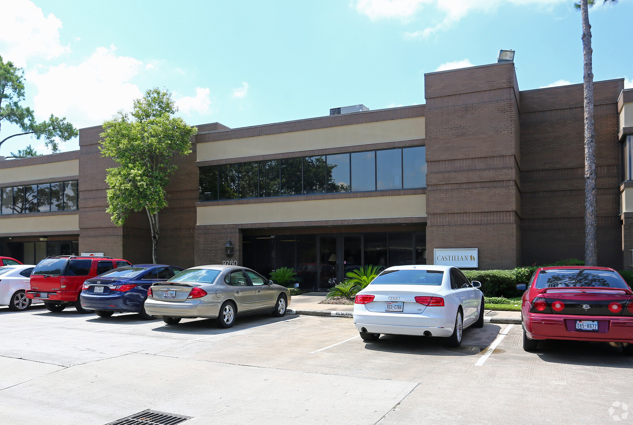 9760 Whithorn Dr, Houston, TX for lease Primary Photo- Image 1 of 11