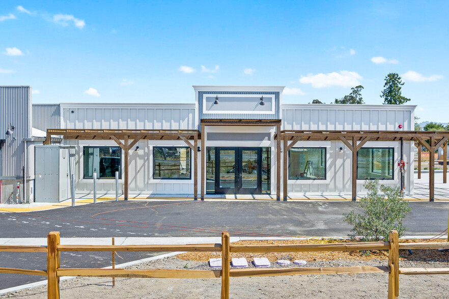 8125 Highway 116, Cotati, CA for lease - Primary Photo - Image 1 of 28