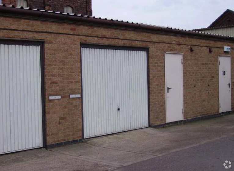 Hawkins Ln, Burton On Trent, STS DE14 1QF