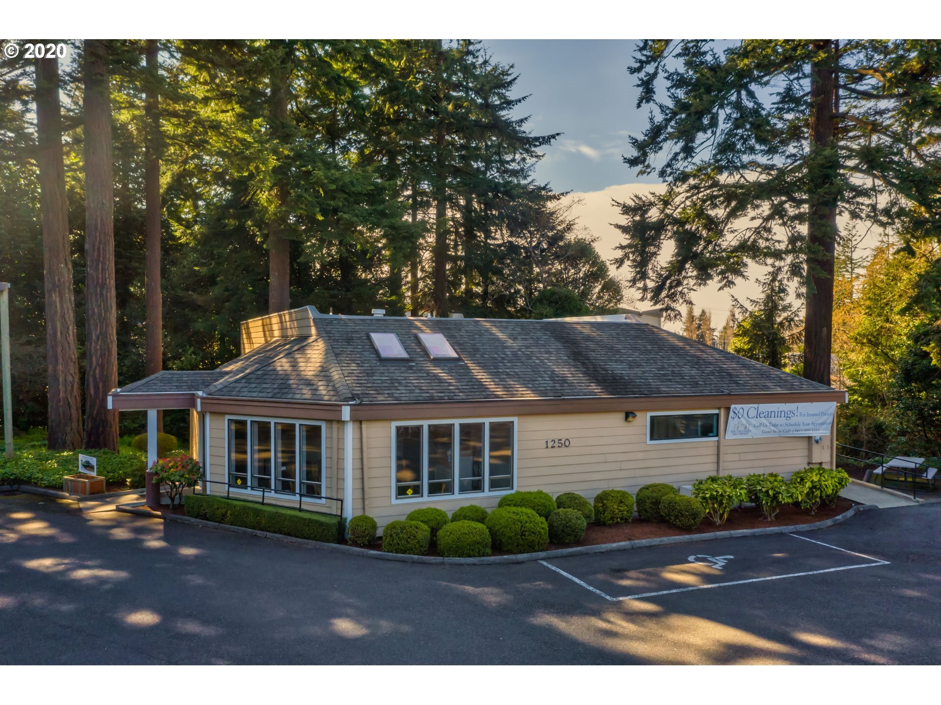 1250 Thompson Rd, Coos Bay, OR for sale Primary Photo- Image 1 of 1