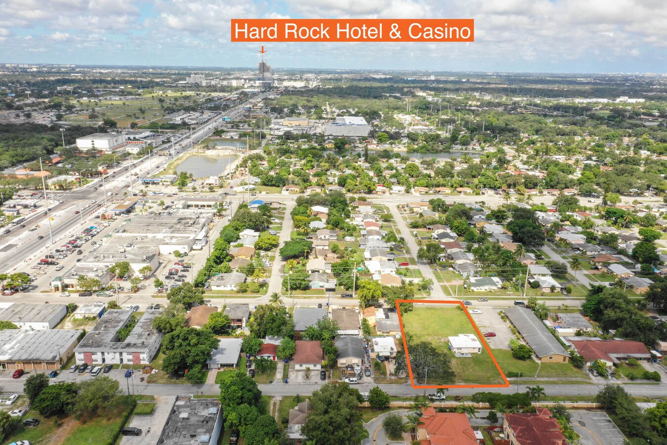 5843 Liberty St, Hollywood, FL 33021