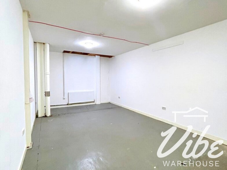 Mill Mead Rd, London for lease - Building Photo - Image 3 of 4