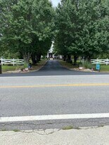 FAMILY HOME-Chatt/HIXSON,TN 5bd2.5 &4FLAT Ac - Parking Garage