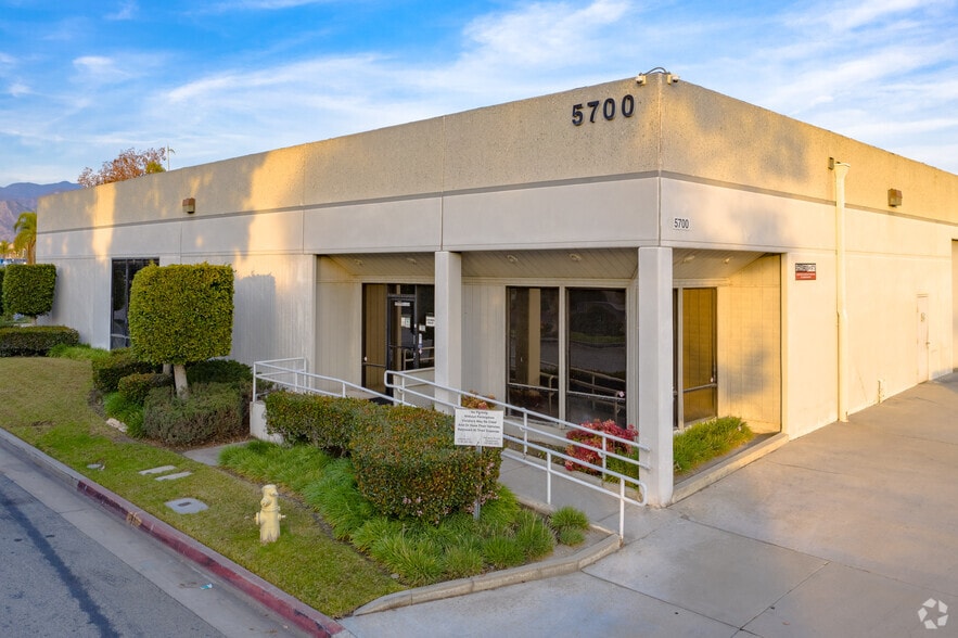 5700-5760 Ayala Ave, Irwindale, CA for lease - Building Photo - Image 3 of 11