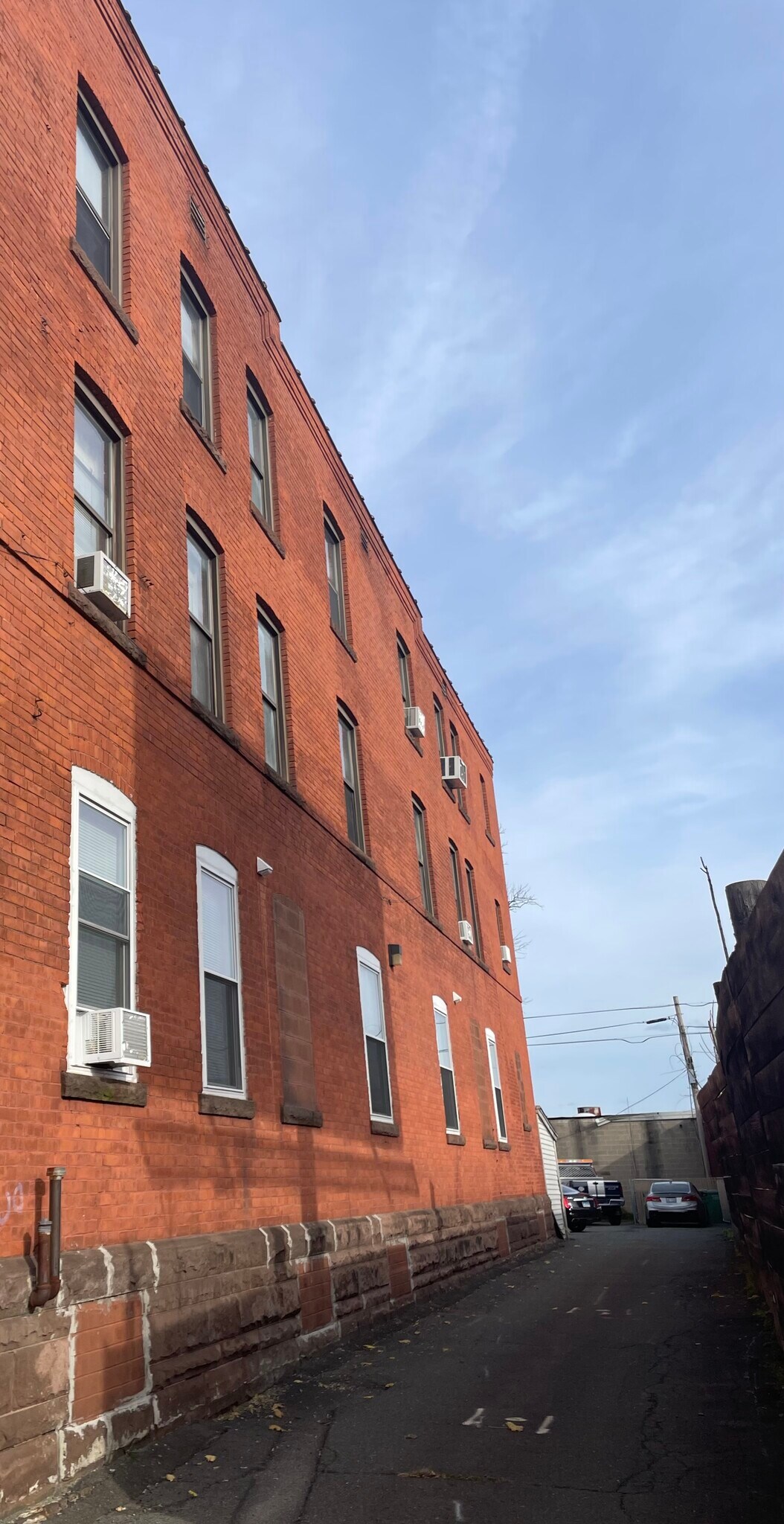 600 Wethersfield Ave, Hartford, CT 06114 Multifamily for Sale