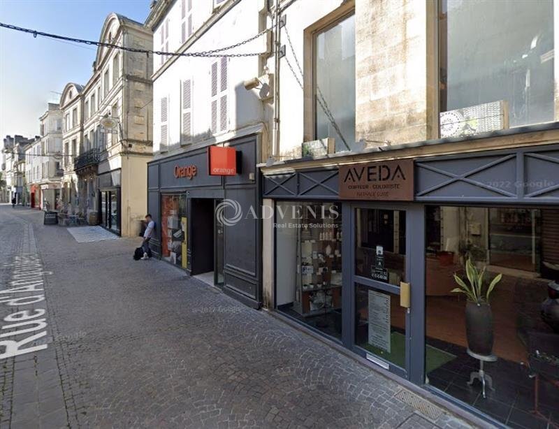 Retail in Cognac for lease Building Photo- Image 1 of 4