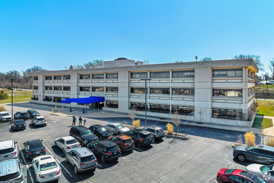 11201 Shaker Blvd, Cleveland, OH for lease - Building Photo - Image 1 of 29