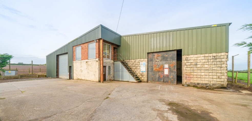 Newton Hollows, Frodsham for lease - Primary Photo - Image 1 of 1