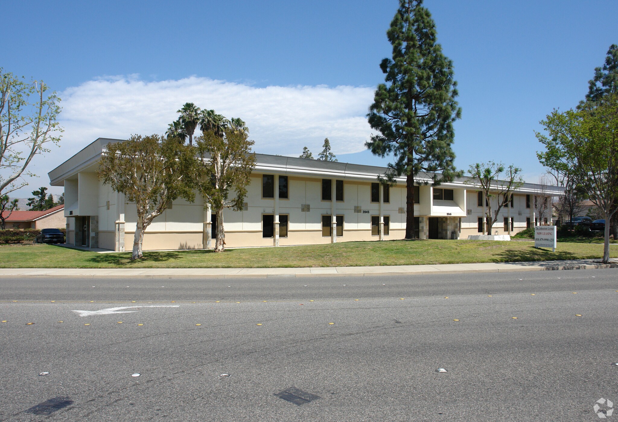 2045 Royal Ave, Simi Valley, CA 93065 Royal Medical Plaza