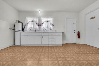 9707 Flower St, Bellflower, CA for lease Interior Photo- Image 2 of 6