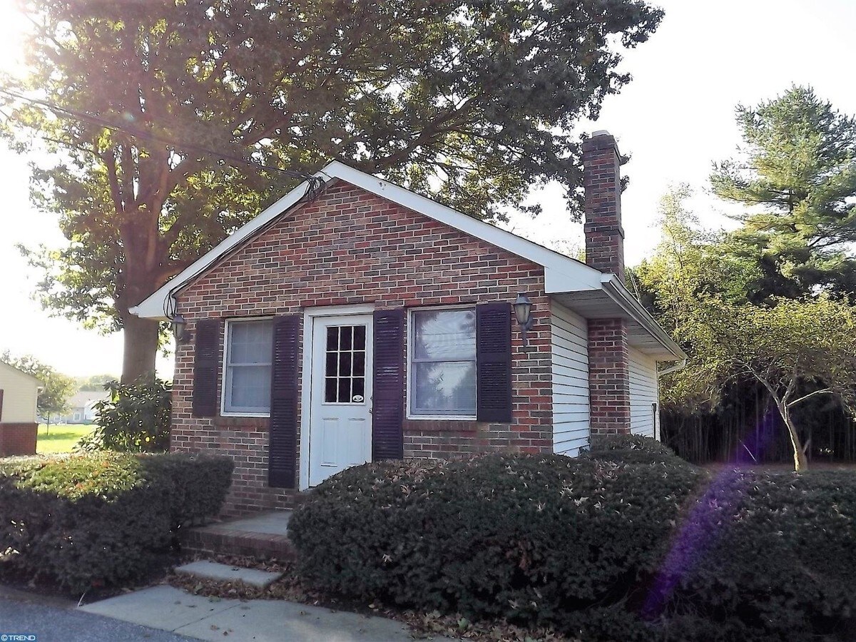 1150 40 Rt, Pilesgrove, NJ 08098