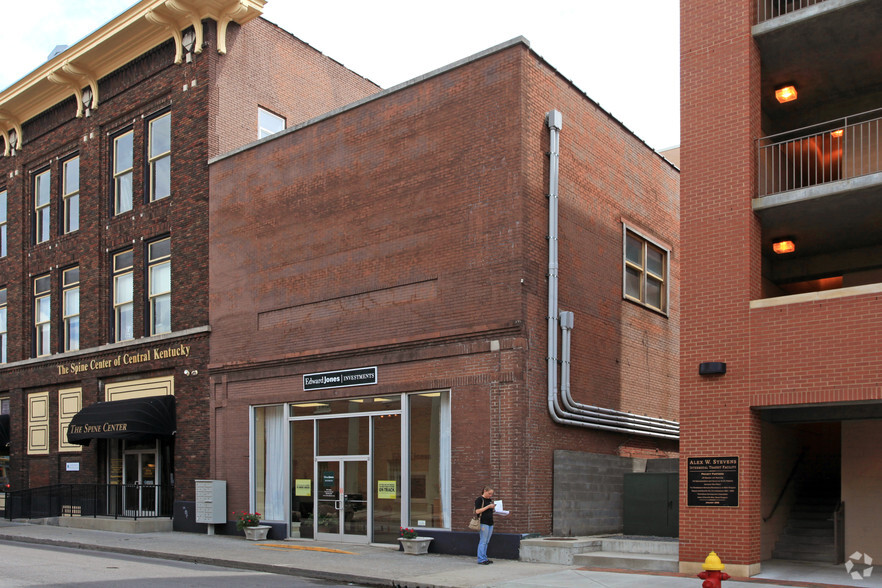 236 W Main St, Danville, KY for lease - Building Photo - Image 3 of 7