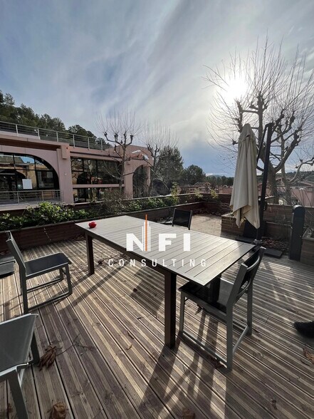 Office in Valbonne for sale - Building Photo - Image 2 of 6