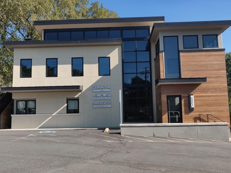 6803 Whittier Ave, McLean, VA for lease - Building Photo - Image 1 of 6