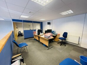 Blackhill Rd, Poole for lease Interior Photo- Image 1 of 3