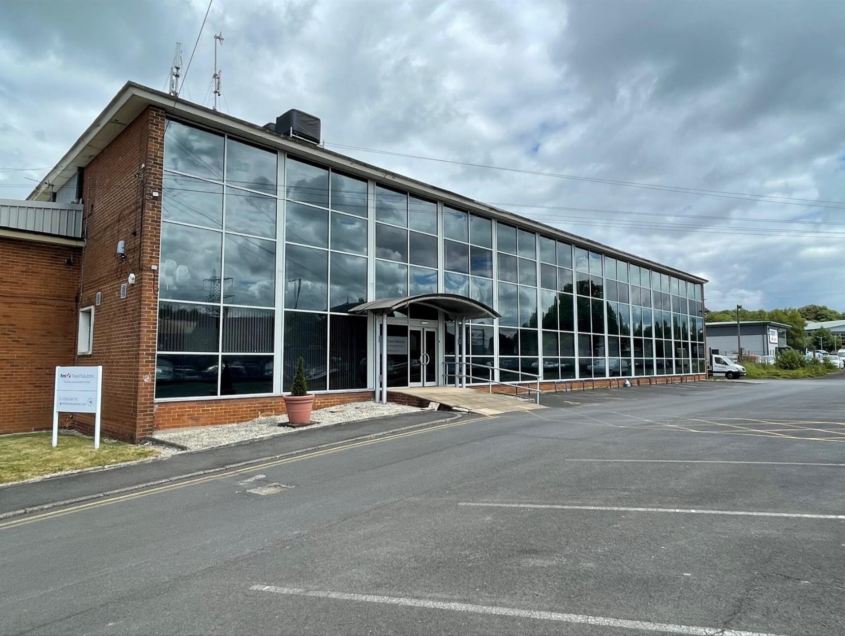 Blackburn Rd, Burnley for sale Primary Photo- Image 1 of 1