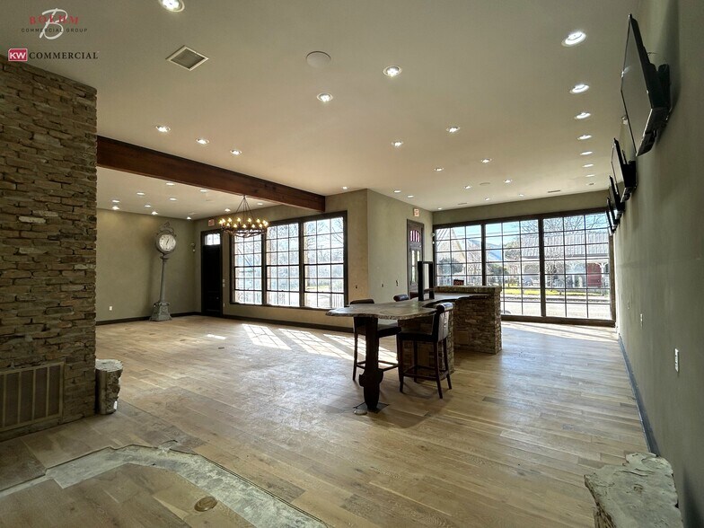 626 High St, Comfort, TX for sale - Interior Photo - Image 2 of 25