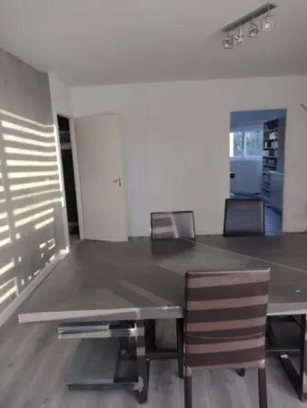 Office in Perpignan for sale - Interior Photo - Image 2 of 4