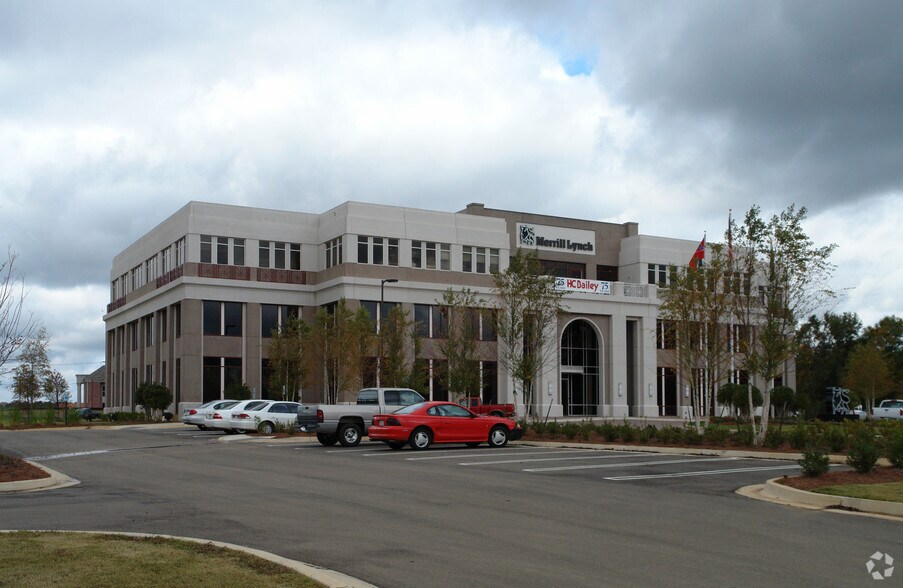 1022 Highland Colony Pky, Ridgeland, MS for sale - Primary Photo - Image 1 of 1