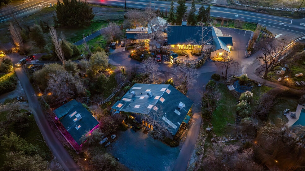 21645 Parrotts Ferry Rd, Sonora, CA for sale - Primary Photo - Image 1 of 70