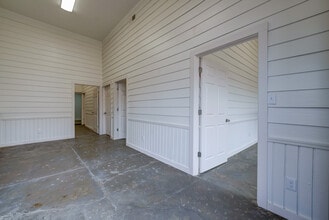 406 N State Line Ave, Texarkana, AR for lease Interior Photo- Image 2 of 12