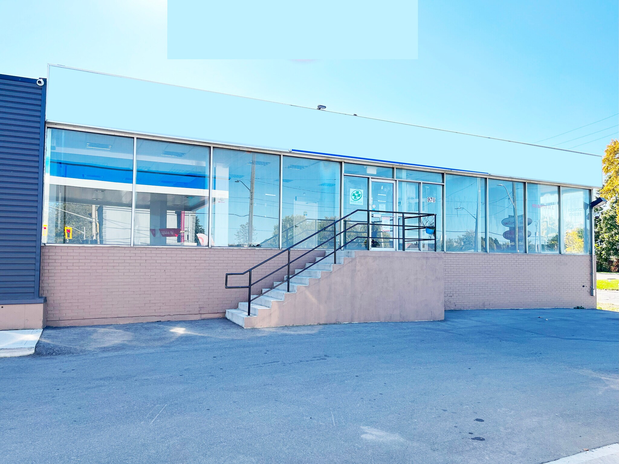 970 Barton St E, Hamilton, ON L8L 3E4 Retail for Lease