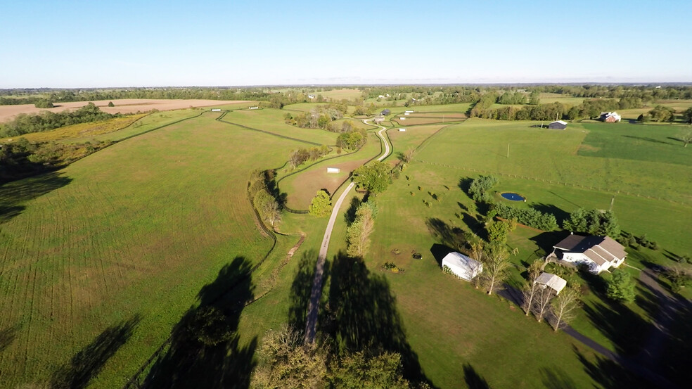 963 Cynthiana Rd, Paris, KY for sale - Aerial - Image 1 of 1