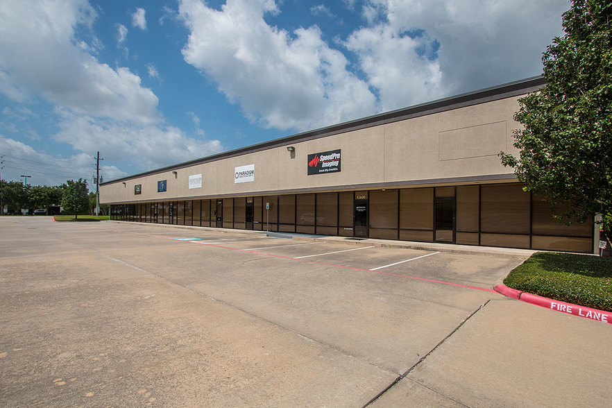 25003 Pitkin Rd, Spring, TX for lease - Building Photo - Image 3 of 5