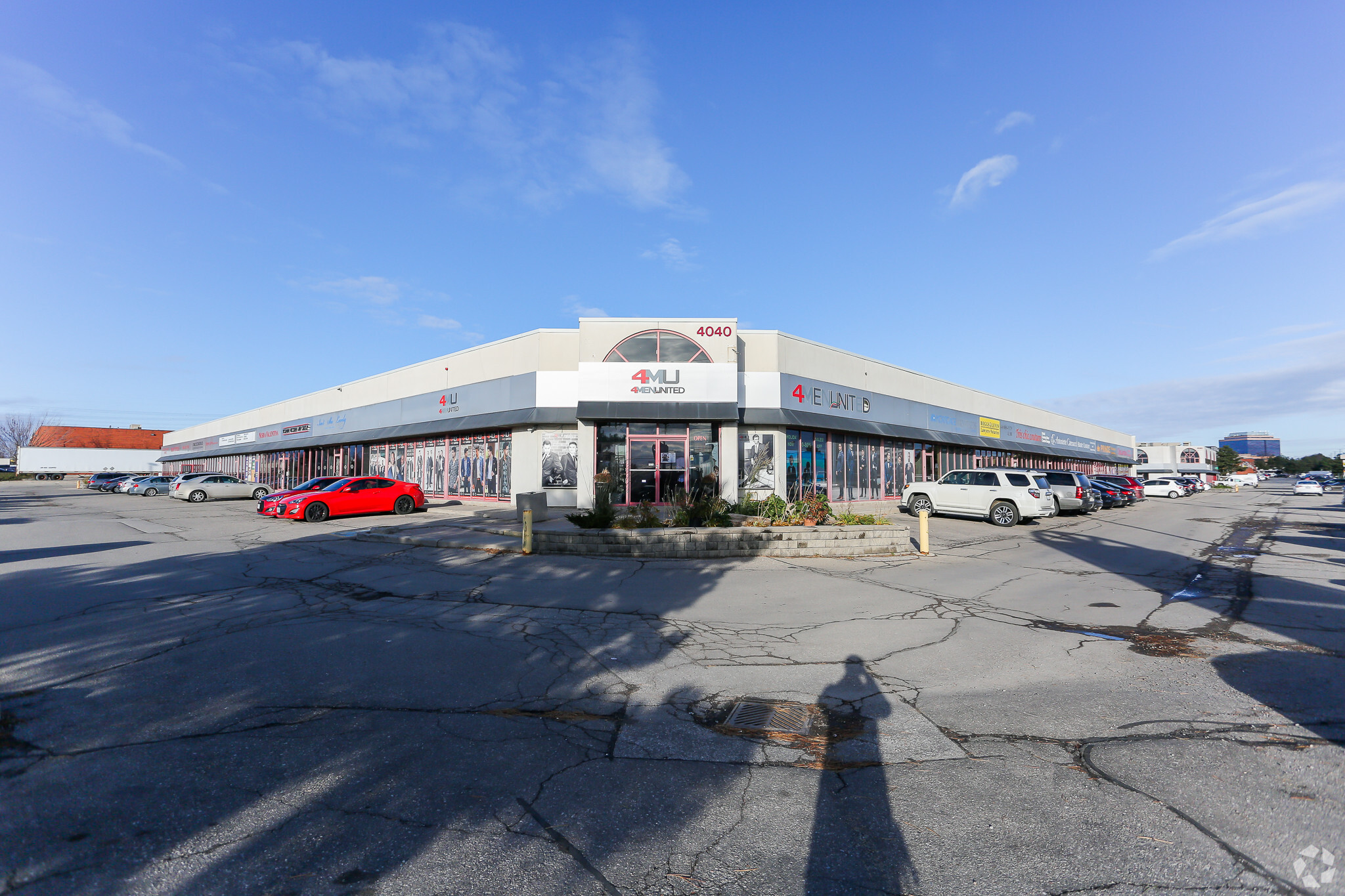 4040 Steeles Ave W, Vaughan, ON for lease Primary Photo- Image 1 of 17