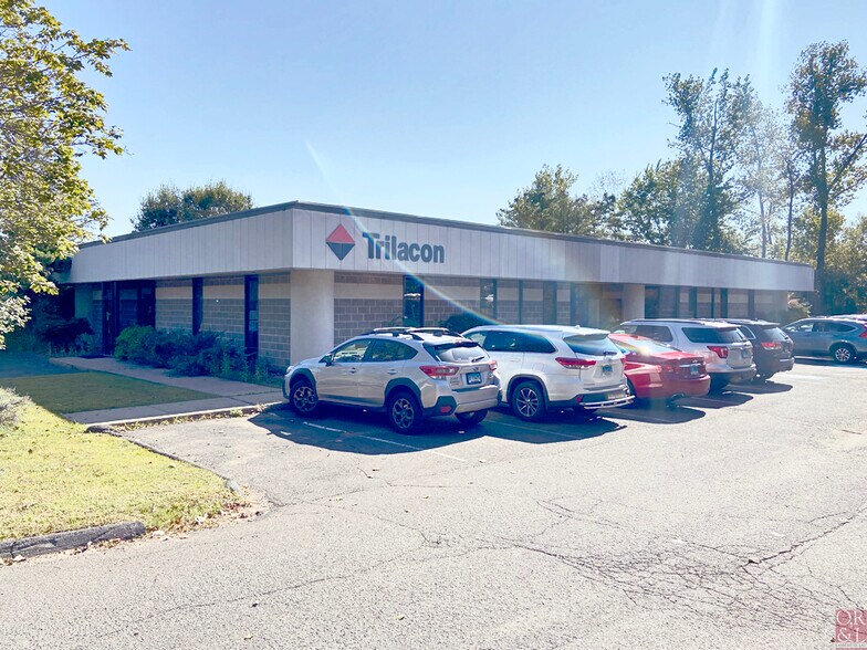 600 Corporate Row, Cromwell, CT for sale - Building Photo - Image 1 of 1