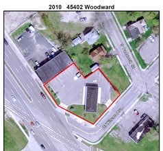 45402 Woodward Ave, Pontiac, MI - AERIAL  map view