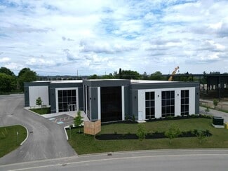 More details for 110 Goddard Cres, Cambridge, ON - Industrial for Sale