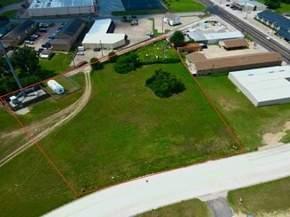 More details for 2218 Chappell Hill St, Brenham, TX - Land for Sale