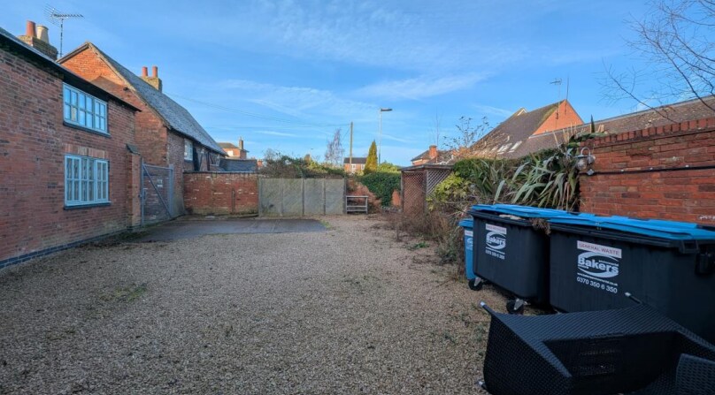 19-21a Market St, Lutterworth for lease - Building Photo - Image 3 of 9
