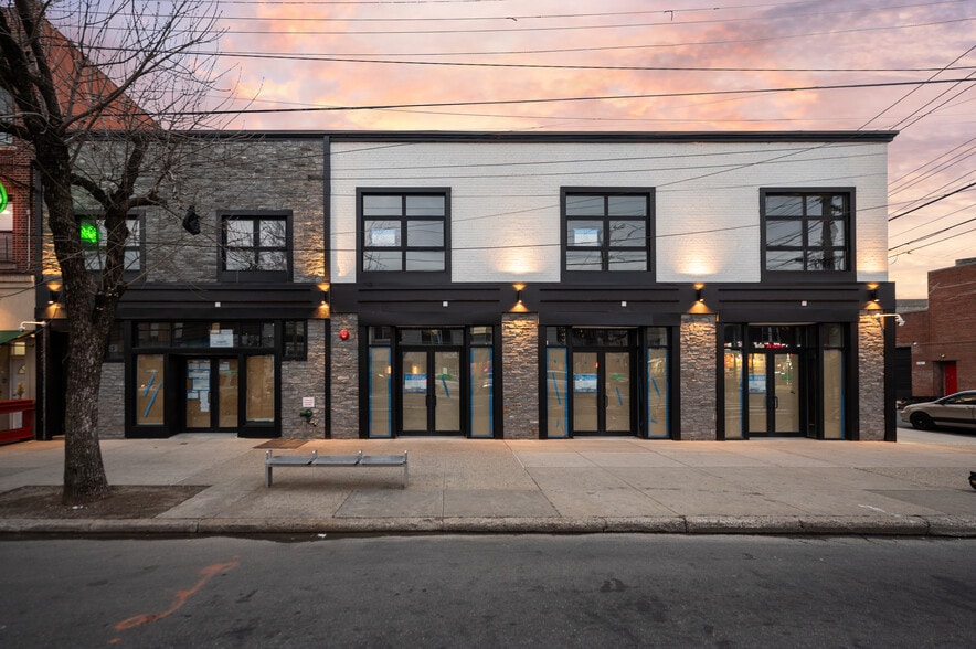 974 Morris Park Ave, Bronx, NY for lease - Building Photo - Image 2 of 7