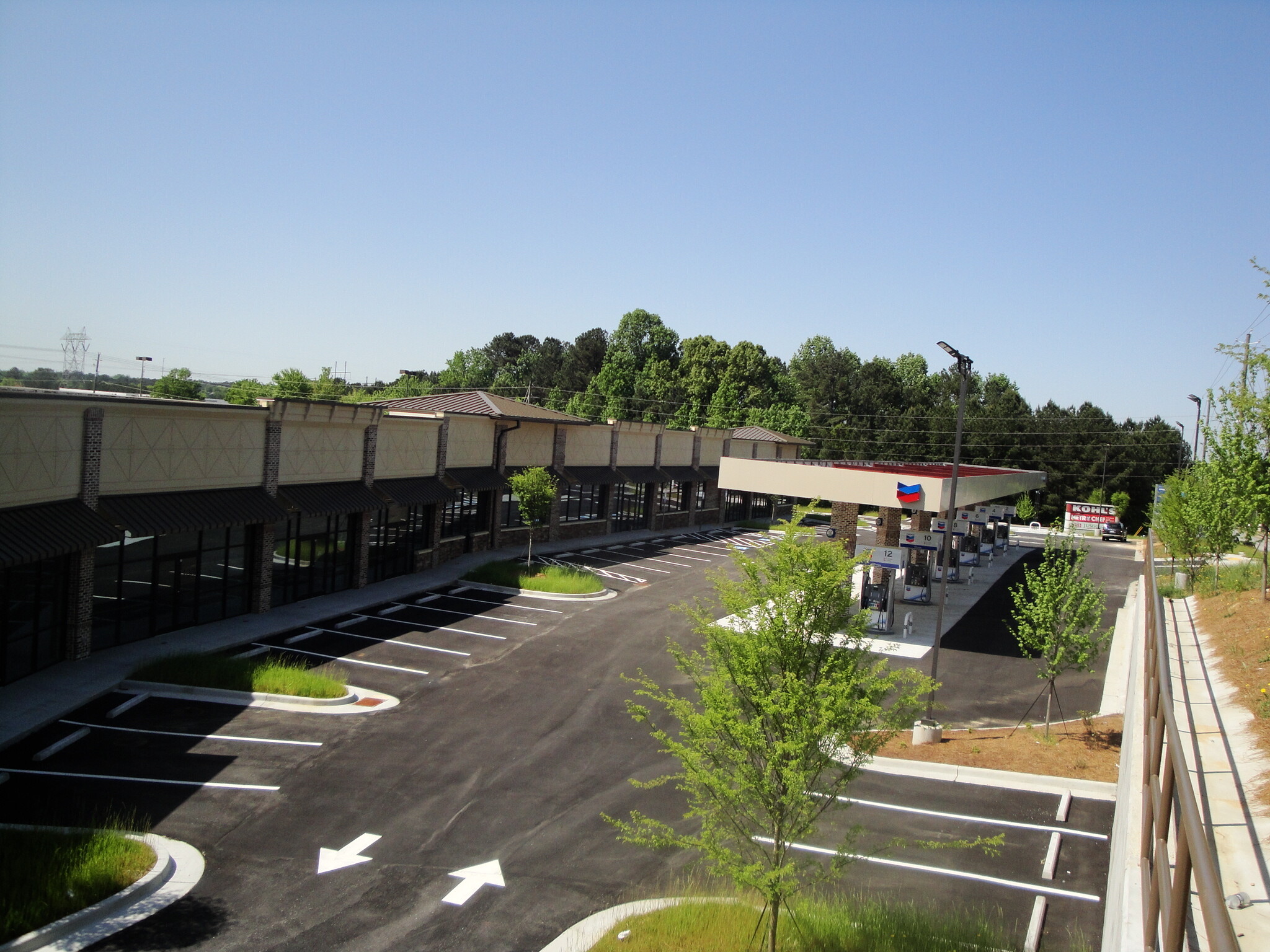4020 Satellite Blvd, Duluth, GA for lease Building Photo- Image 1 of 11