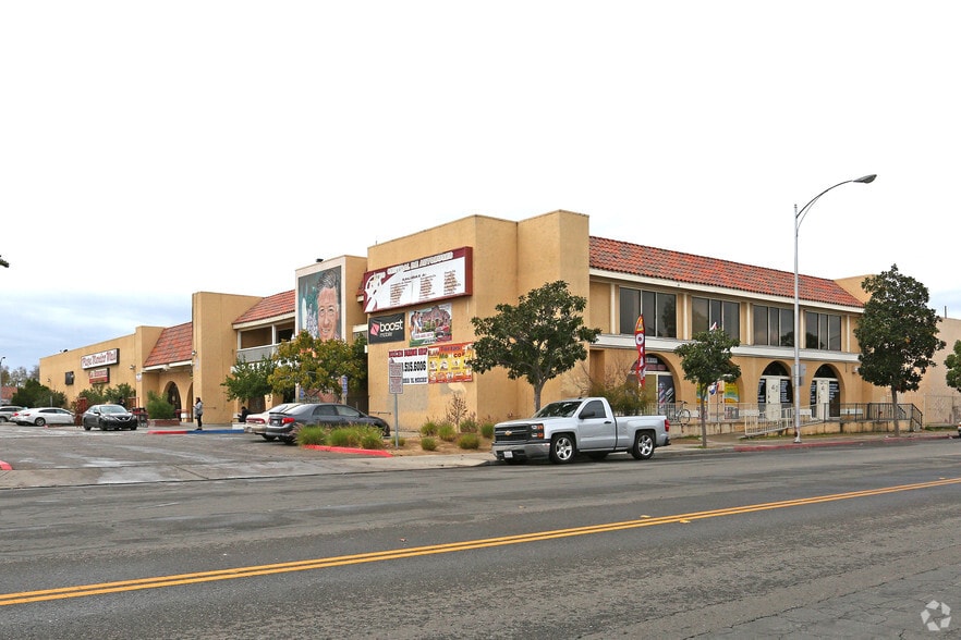1435 Fresno St, Fresno, CA for lease - Building Photo - Image 1 of 24